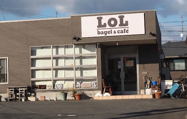 LoL, Bagel & Cafe