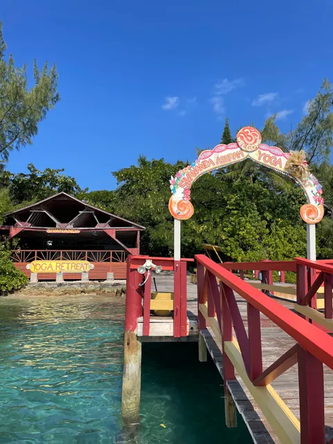 Sivananda Ashram Yoga Retreat