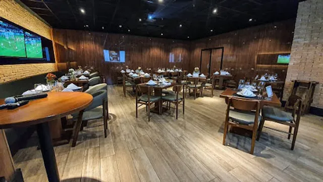 Coco Bambu Conceito Pátio Paulista: Restaurante, Peixe, Camarão, Carnes, SP