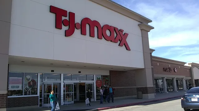 T.J. Maxx & HomeGoods
