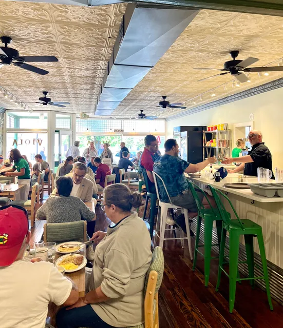 Viola Cafe