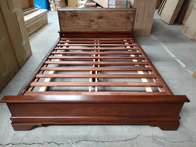 Hudson's Discount Furniture