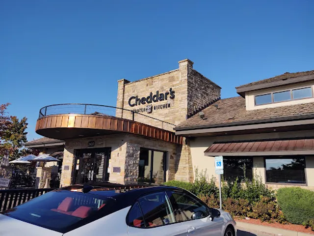 Cheddar's Scratch Kitchen