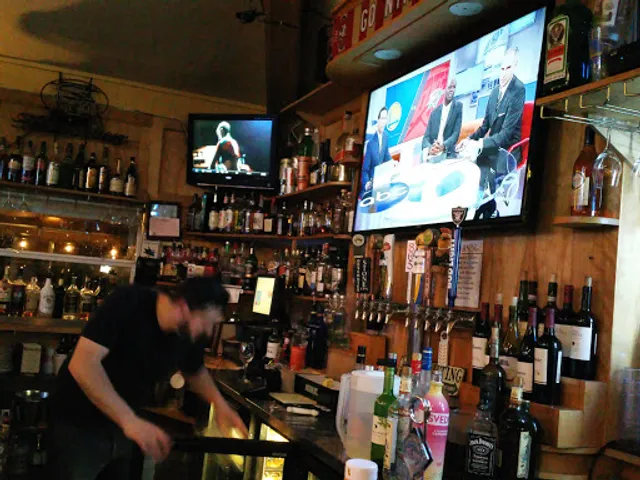 Pavilion Bar & Grill