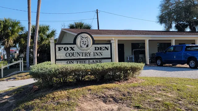 Fox Den Country Inn