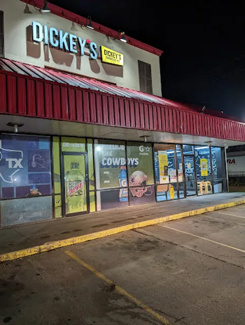 Dickey's Barbecue Pit