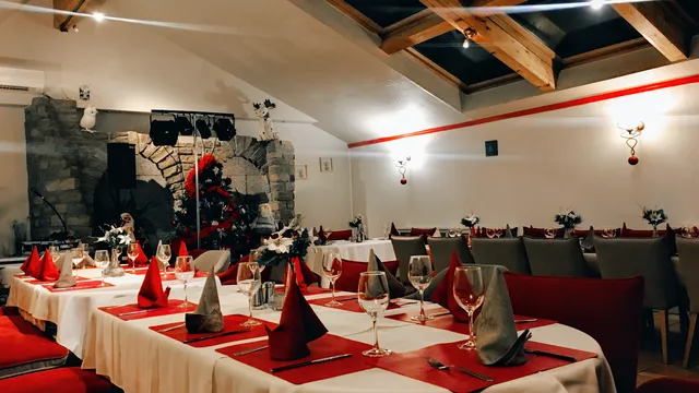 VICTORIA - Brasserie & Restaurant