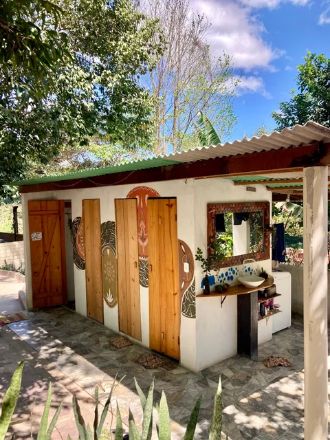 Kombi Hostel Camping