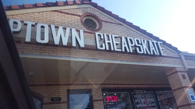 Uptown Cheapskate Saint Joseph