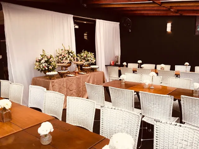 Capitão Space | Pizzaria | Batataria | Porções | Confraternização | Restaurante | Música ao vivo