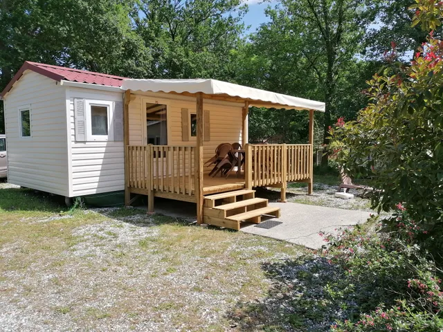 Camping Les Pins du Soleil