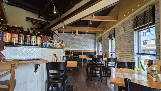 エスニック食堂 オルオル