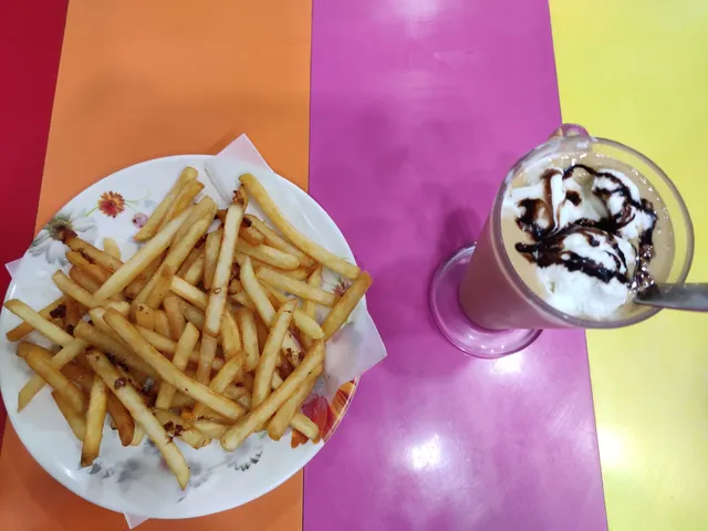 coffee all day..the thick and creamy shakes cafe