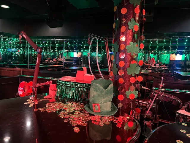 Howl at the Moon Louisville