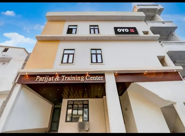 Hotel Parijat & training center