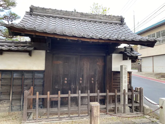 photo-1