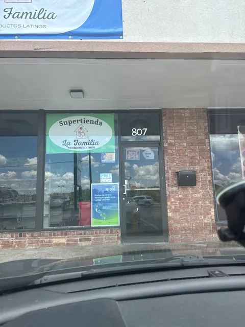 SUPERMARKET LA FAMILIA