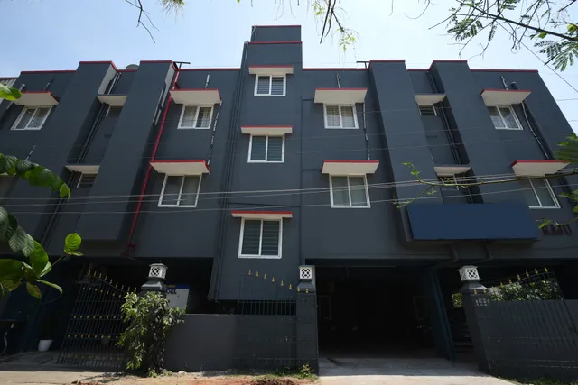 Crayons Hotels OMR Thoraipakkam, Chennai