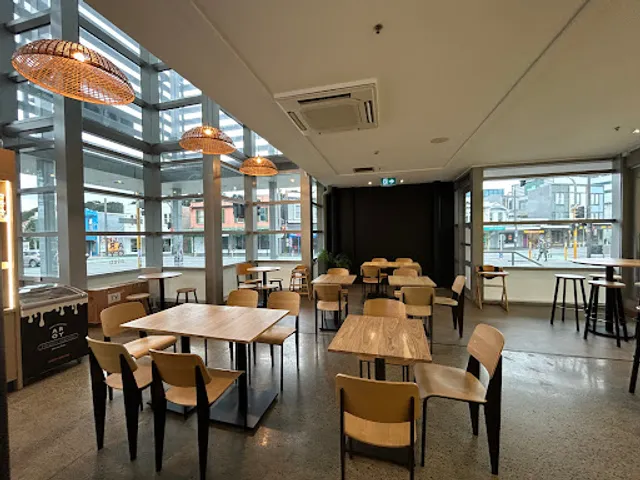 Aroy Thai Eatery - Newtown