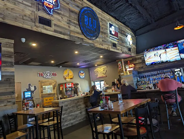 Blu Barrel Bar & Grill