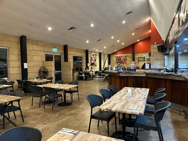 Kimberley Grande Sports Bar & Restaurant