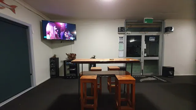 Mokihinui Pub N Grub