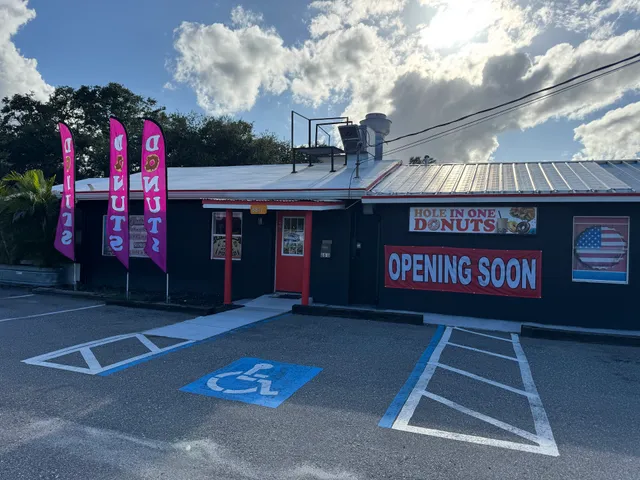 Hole in One Donuts Riverview