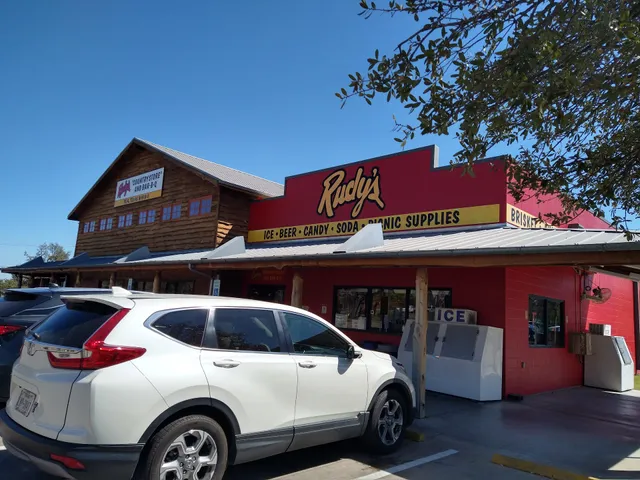 Rudy's "Country Store" and Bar-B-Q