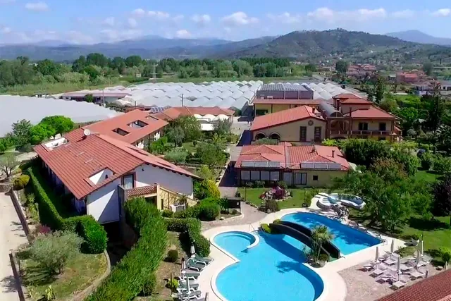 Azienda Agrituristica Parmenide