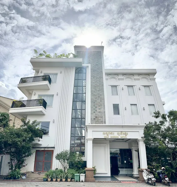 Holy Angkor Hotel