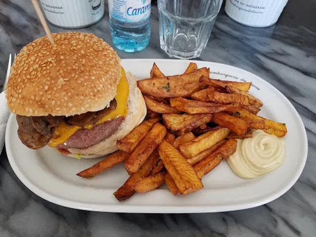 Hamburgueria do Bairro - Parque das Nações