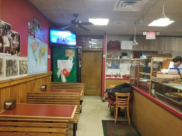 Dominic's Pizza