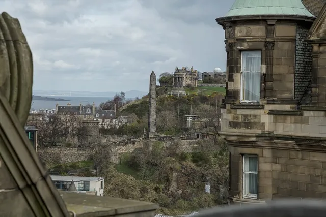 Linton Collection - 28 North Bridge