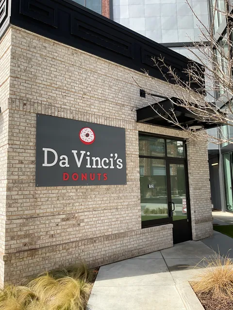 Davinci’s Donuts