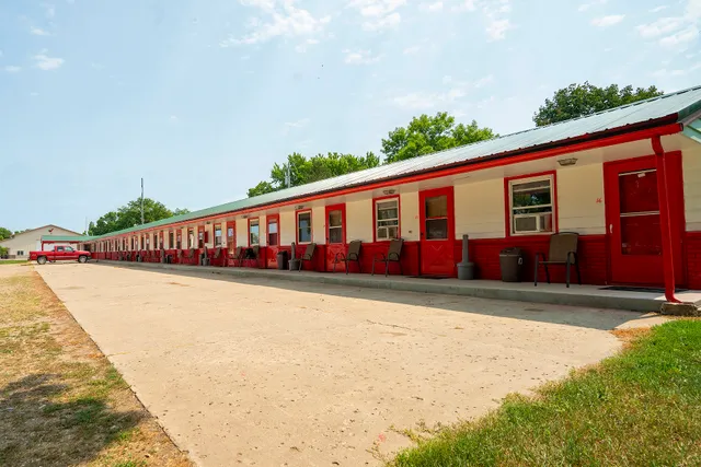 OYO Hotel Lamberton Hwy 14