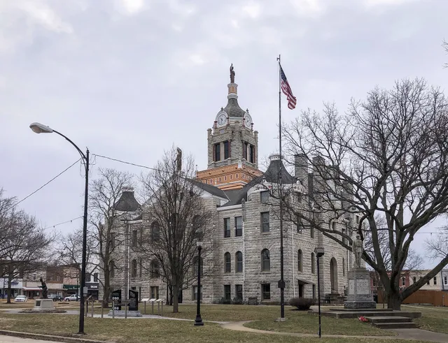 Bates County Courthouse