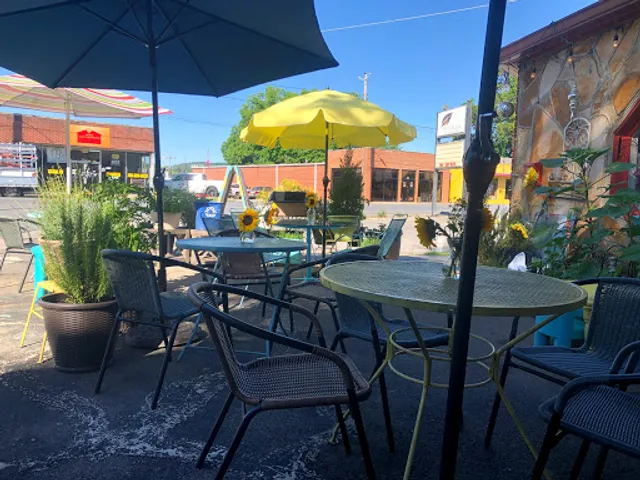 Sunflour Community Bakery