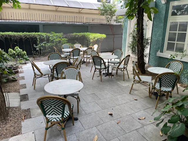 Truly Scrumptious (ทรูลี่ สครัมเชียส)