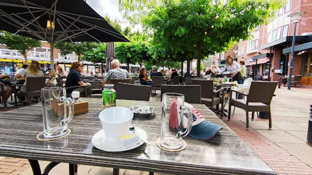 Grand Café - Restaurant t Plein