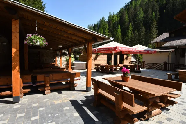 Penzión Šafran Stratená