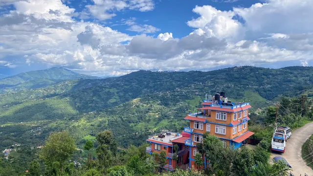 Hotel Himalayan Sunrise