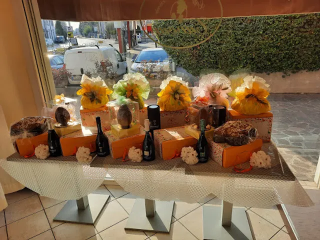 Pasticceria Cavour Di Emanuele De Dominicis