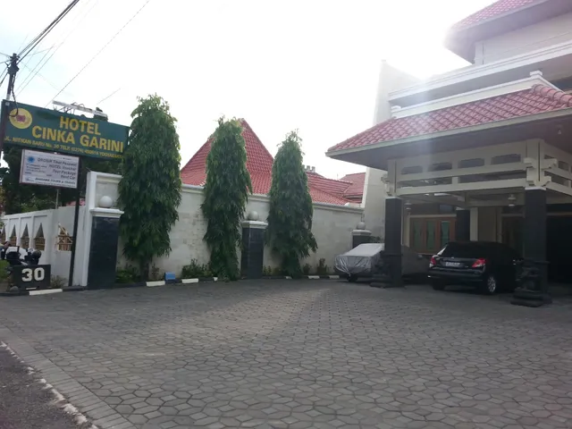 Hotel Cinka Garini