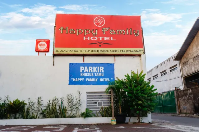 Happy Family Hotel