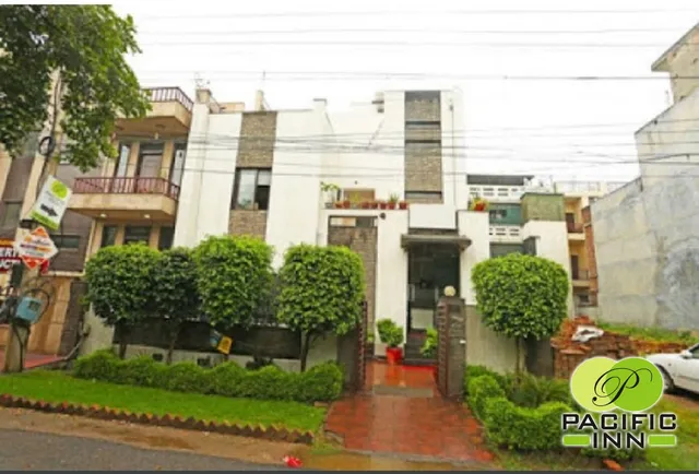 Pacific Inn Huda City Centre