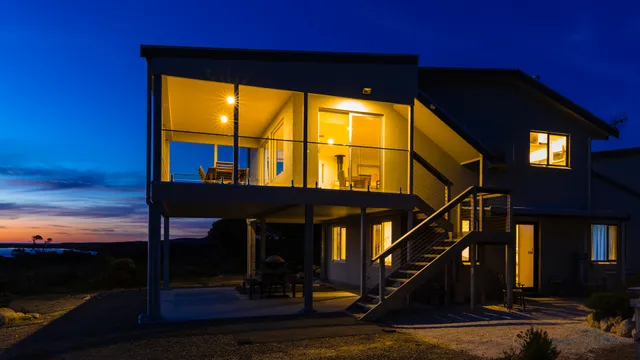 Southern Ocean Lookout- Holiday Rental Accommodation
