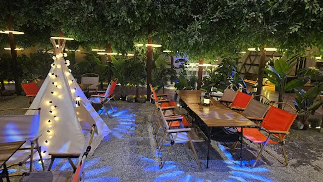 Terra | Eat. Explore. Escape