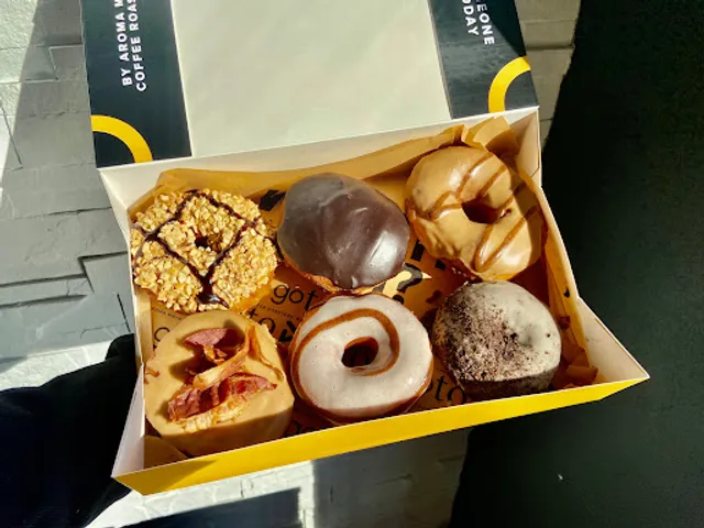 Aroma Maya Coffee & Donuts (Cougar Dome/Legion Stadium)