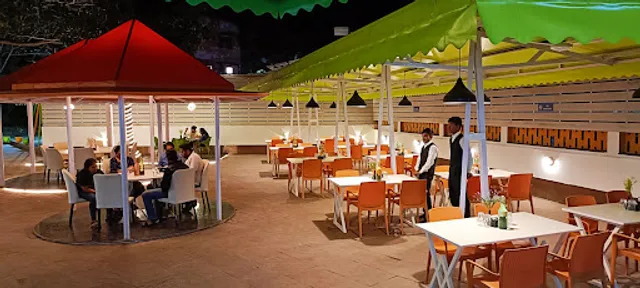 Amit Garden Restaurant