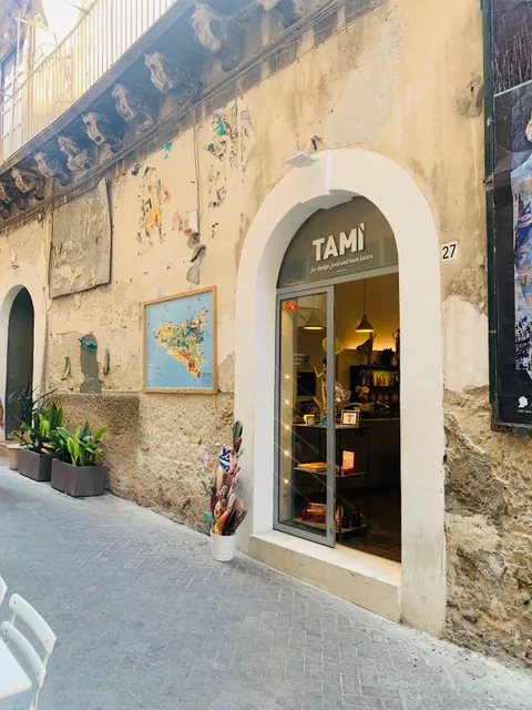 TAMI' Concept Store